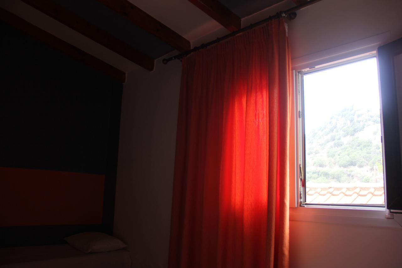 Guesthouse Vrenthi Karítaina Buitenkant foto